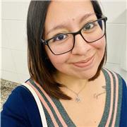 Profesora de castellano nativo . He brindado clases a alumnos y soy muy buena con la ortografía